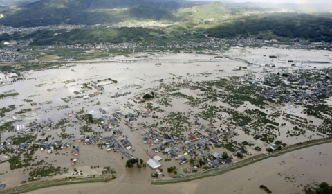 태풍 하기비스로 어려움을 겪고 있는 일본, 일본인들과 일본의 교회, 그리스도인들을 위하여....